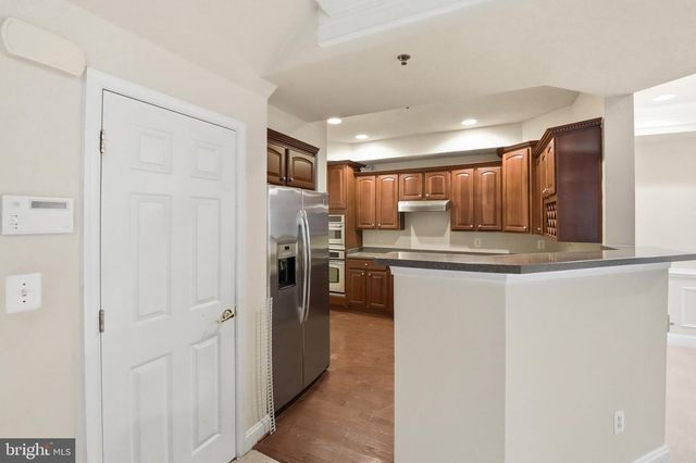 3553 HUNTLEY MANOR LN, Alexandria, VA 22306