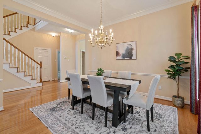 13 Stonegate Park Court, Spring, TX 77379