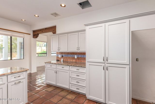 4051 E Bujia Primera, Tucson, AZ 85718