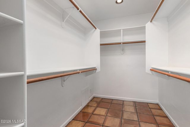 4051 E Bujia Primera, Tucson, AZ 85718