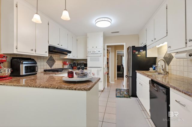 1271 Spring Valley Drive, Mobile, AL 36693