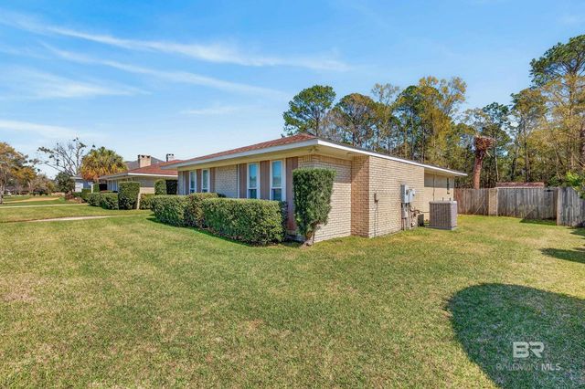 1271 Spring Valley Drive, Mobile, AL 36693