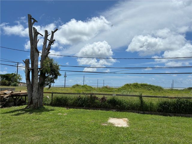 3007 Bimini Dr, Corpus Christi, TX 78418