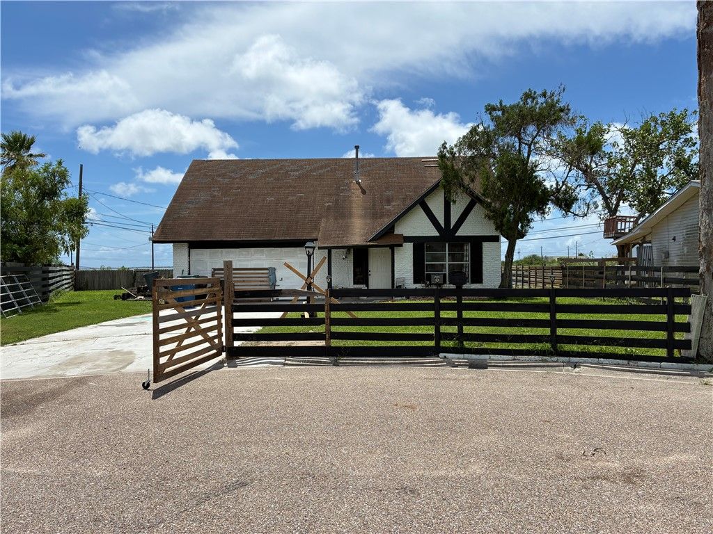 3007 Bimini Dr, Corpus Christi, TX 78418