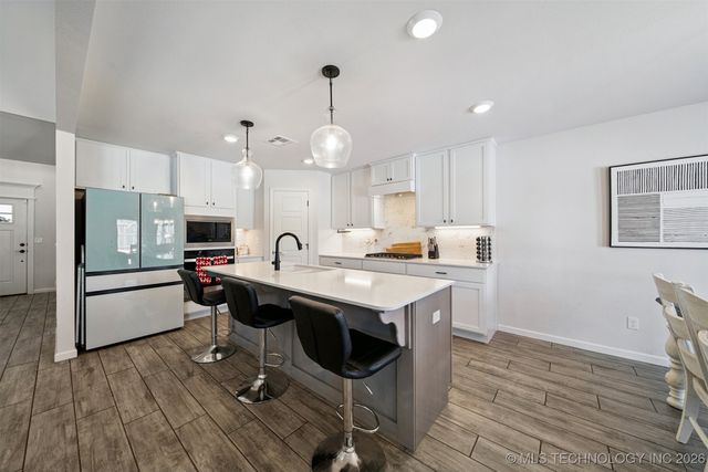 7401 N 160th East Avenue, Owasso, OK 74055