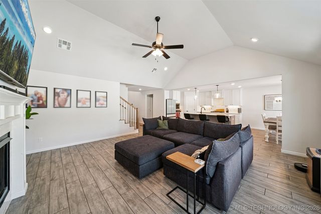 7401 N 160th East Avenue, Owasso, OK 74055