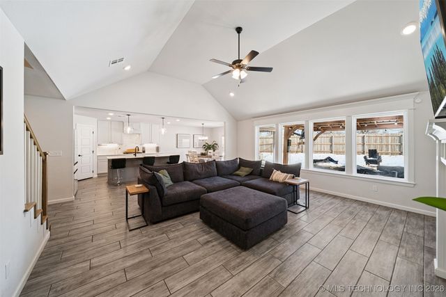 7401 N 160th East Avenue, Owasso, OK 74055