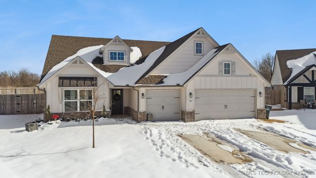 7401 N 160th East Avenue, Owasso, OK 74055