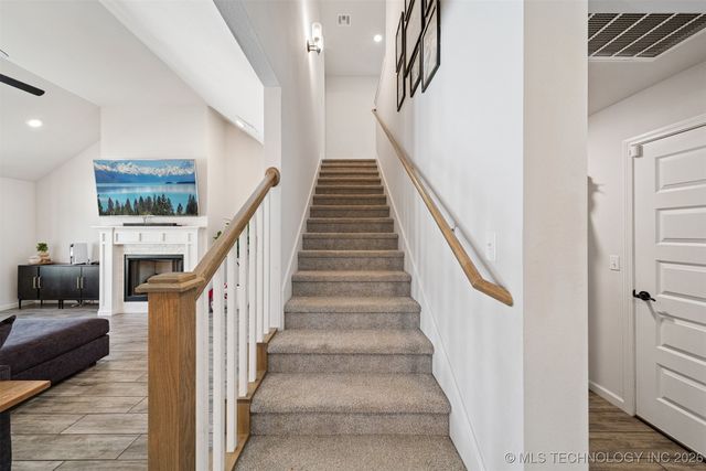 7401 N 160th East Avenue, Owasso, OK 74055