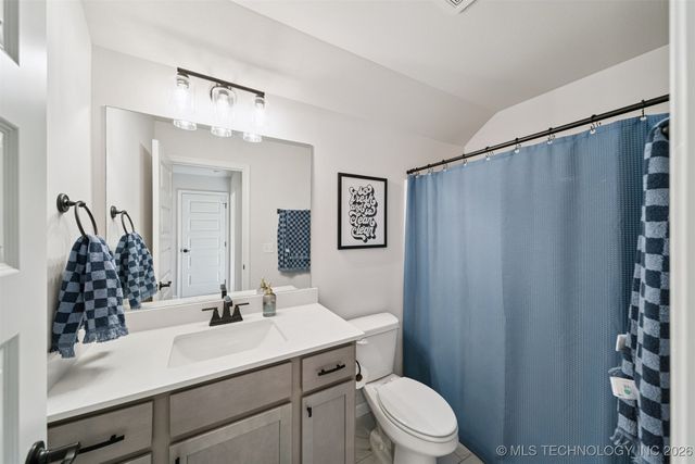 7401 N 160th East Avenue, Owasso, OK 74055