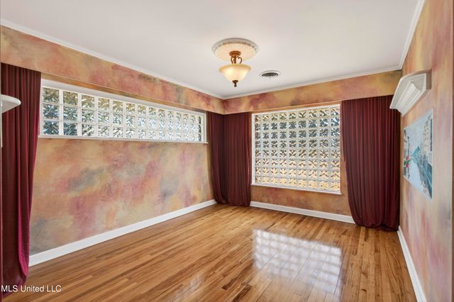 1003 Wanda Place, Gulfport, MS 39501