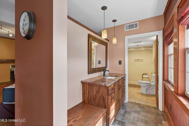 1003 Wanda Place, Gulfport, MS 39501