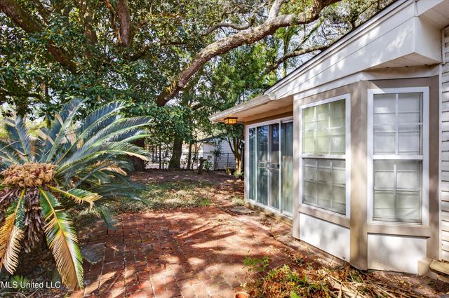 1003 Wanda Place, Gulfport, MS 39501