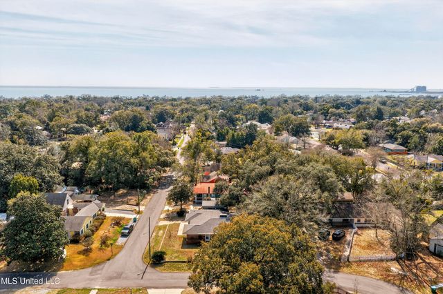 1003 Wanda Place, Gulfport, MS 39501