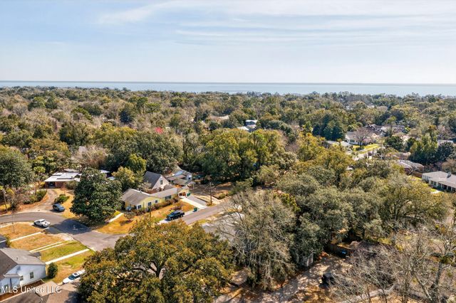 1003 Wanda Place, Gulfport, MS 39501