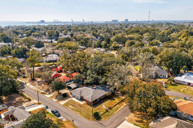 1003 Wanda Place, Gulfport, MS 39501