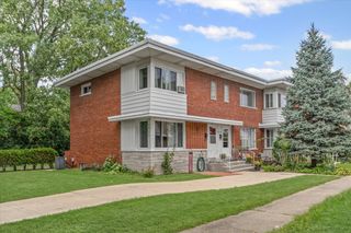 4836 Kirk Street B, Skokie, IL 60077