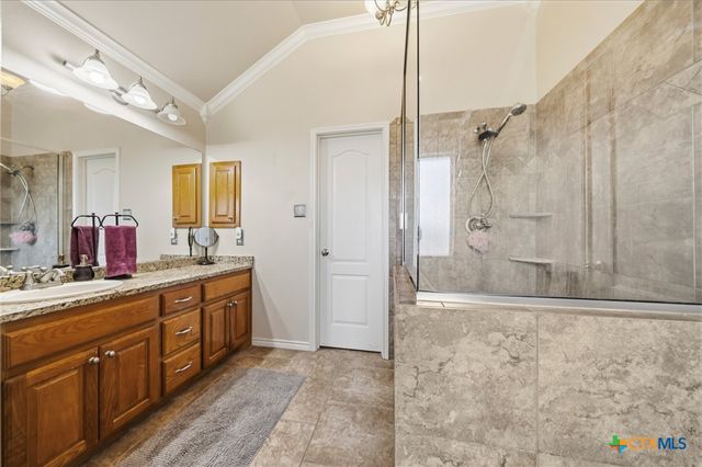 205 Hatter Drive, Moody, TX 76557