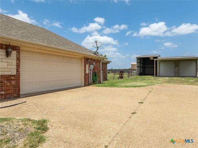 205 Hatter Drive, Moody, TX 76557