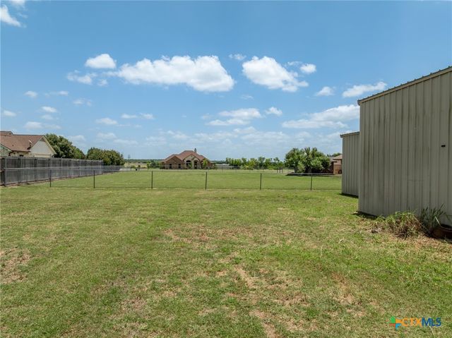 205 Hatter Drive, Moody, TX 76557