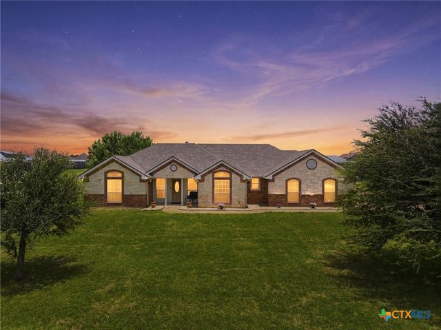 205 Hatter Drive, Moody, TX 76557