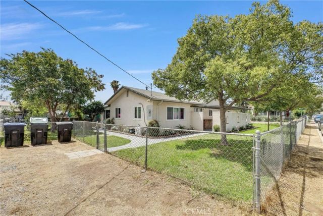 4997 Hollyhock, Riverside, CA 92505