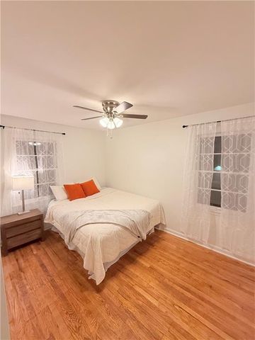 301 NW 81st Street, Kansas City, MO 64118