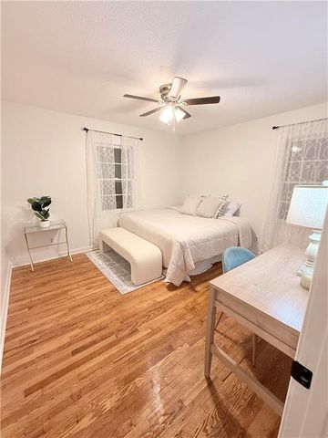 301 NW 81st Street, Kansas City, MO 64118