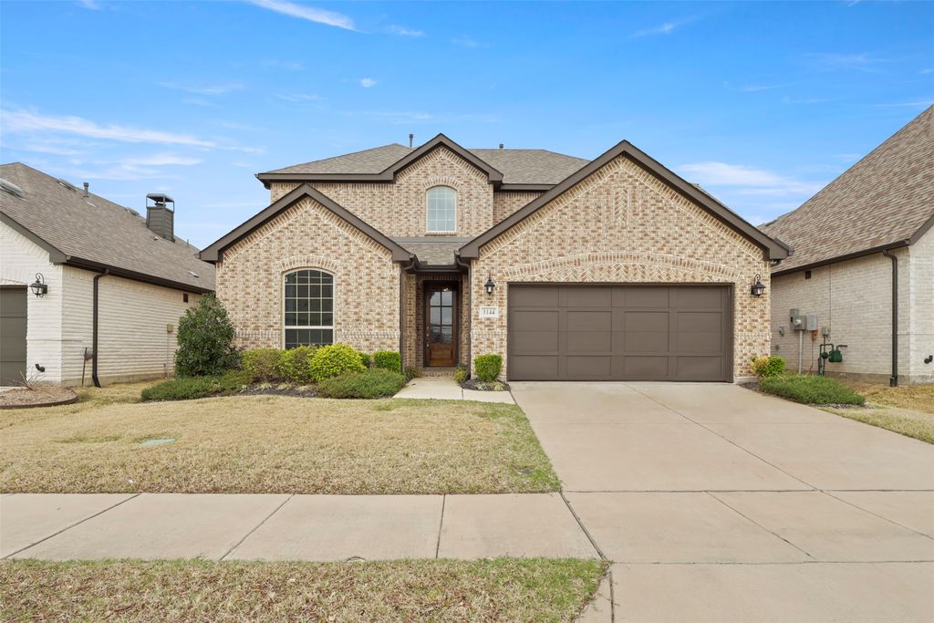 1144 Knoll Street, Little Elm, TX 76227