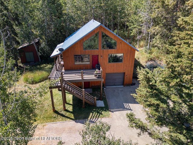 645 W SADDLE BUTTE Way, Jackson, WY 83001