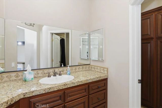 17041 Frankland, Riverside, CA 92504