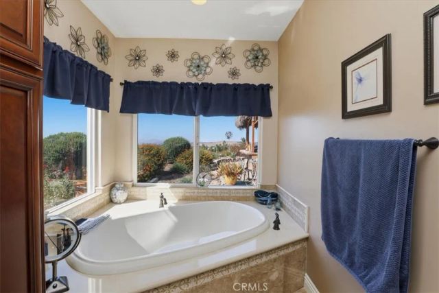 17041 Frankland, Riverside, CA 92504