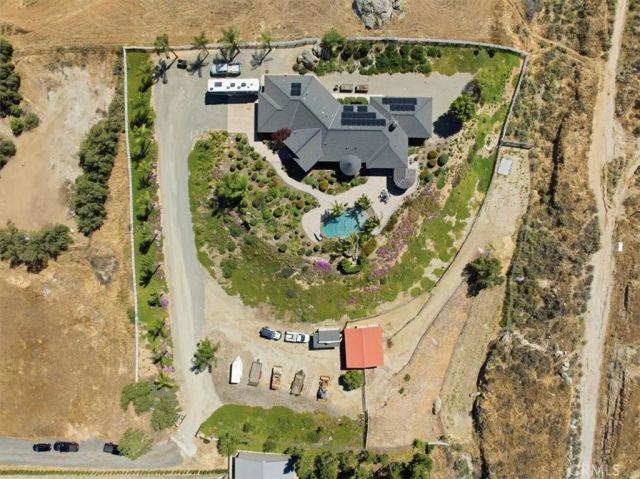 17041 Frankland, Riverside, CA 92504