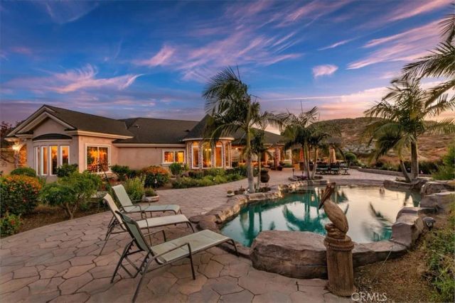 17041 Frankland, Riverside, CA 92504