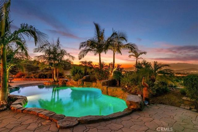 17041 Frankland, Riverside, CA 92504