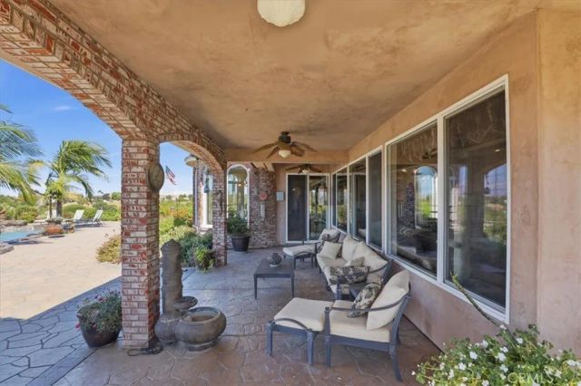 17041 Frankland, Riverside, CA 92504