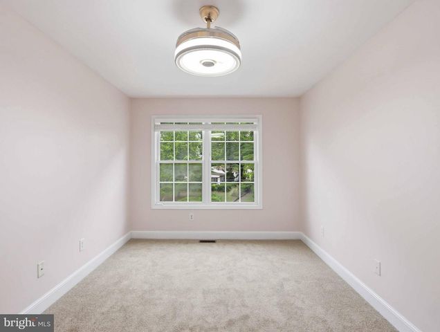 7654 TURNBROOK DR, Glen Burnie, MD 21060