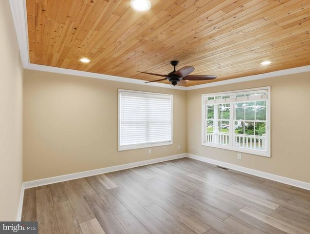 7654 TURNBROOK DR, Glen Burnie, MD 21060