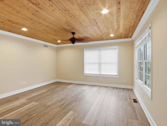 7654 TURNBROOK DR, Glen Burnie, MD 21060