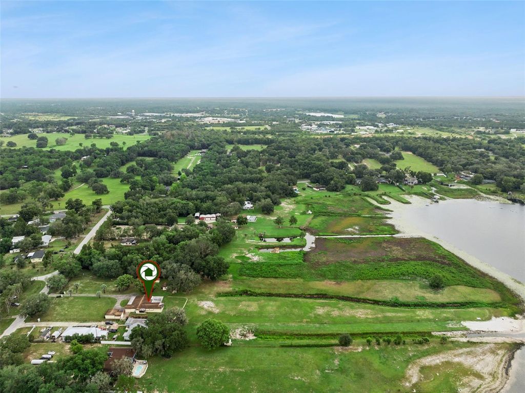 Image 50 of property listing at 10617 SE 95TH TERRACE, Belleview, FL 34420
