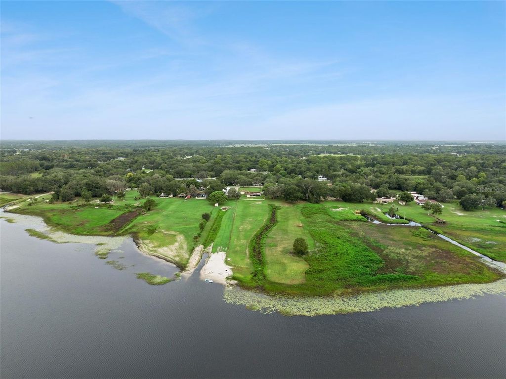 Image 7 of property listing at 10617 SE 95TH TERRACE, Belleview, FL 34420