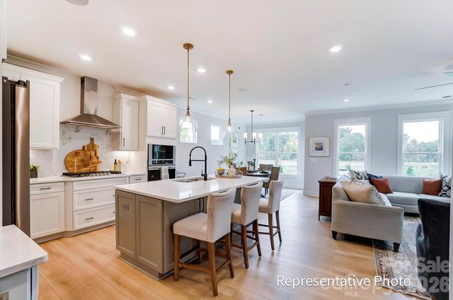13123 Foxberry Road, Charlotte, NC 28213