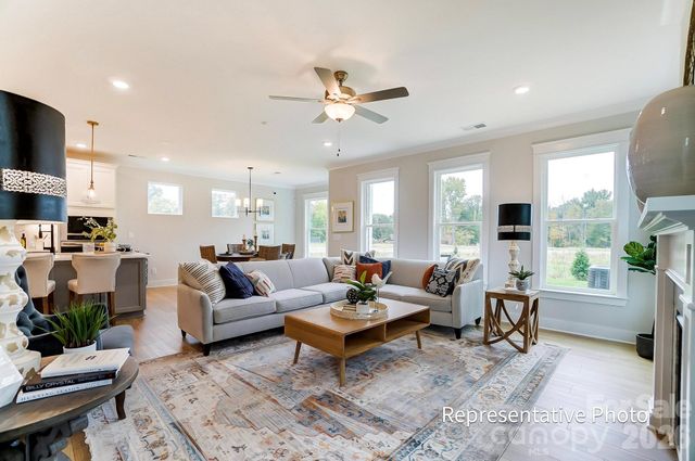 13123 Foxberry Road, Charlotte, NC 28213