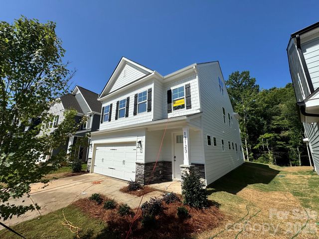 13123 Foxberry Road, Charlotte, NC 28213