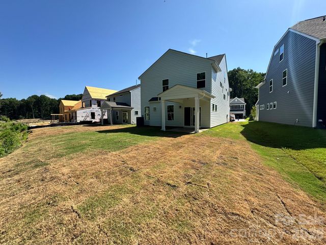 13123 Foxberry Road, Charlotte, NC 28213