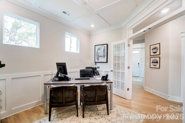 13123 Foxberry Road, Charlotte, NC 28213