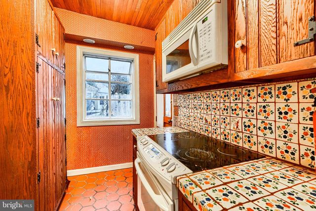 4309 VALLEY VIEW AVE, Baltimore, MD 21206