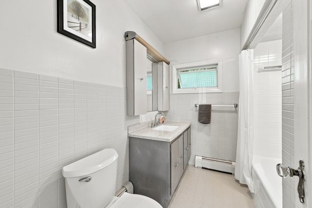 43 Chilmark, Worcester, MA 01604