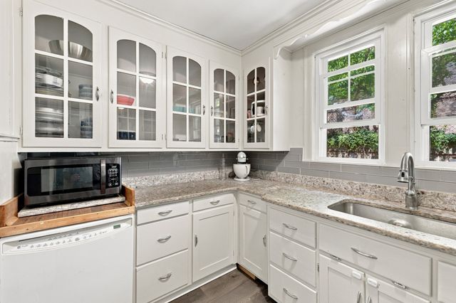 43 Chilmark, Worcester, MA 01604