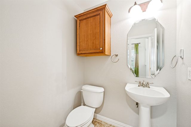 4213 Swan Forest Drive B, Carrollton, TX 75010